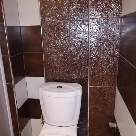 Nyaraló Porcelanico Ofrínio