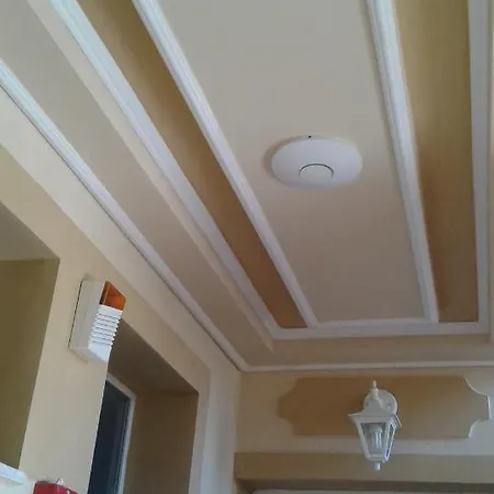 Nyaraló Porcelanico
