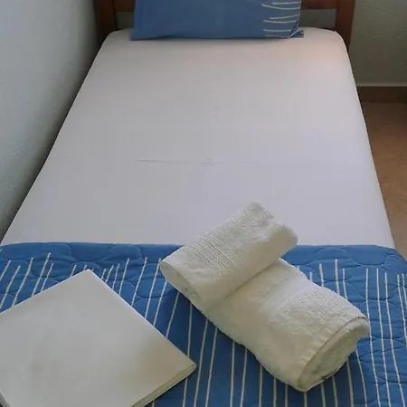 Nyaraló Porcelanico *
