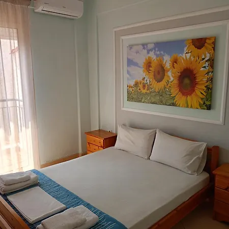 Tatil Evi Porcelanico Ofrínion